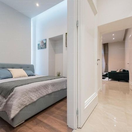 St Francis Of Assisi Superior Apartment Budapest Ngoại thất bức ảnh