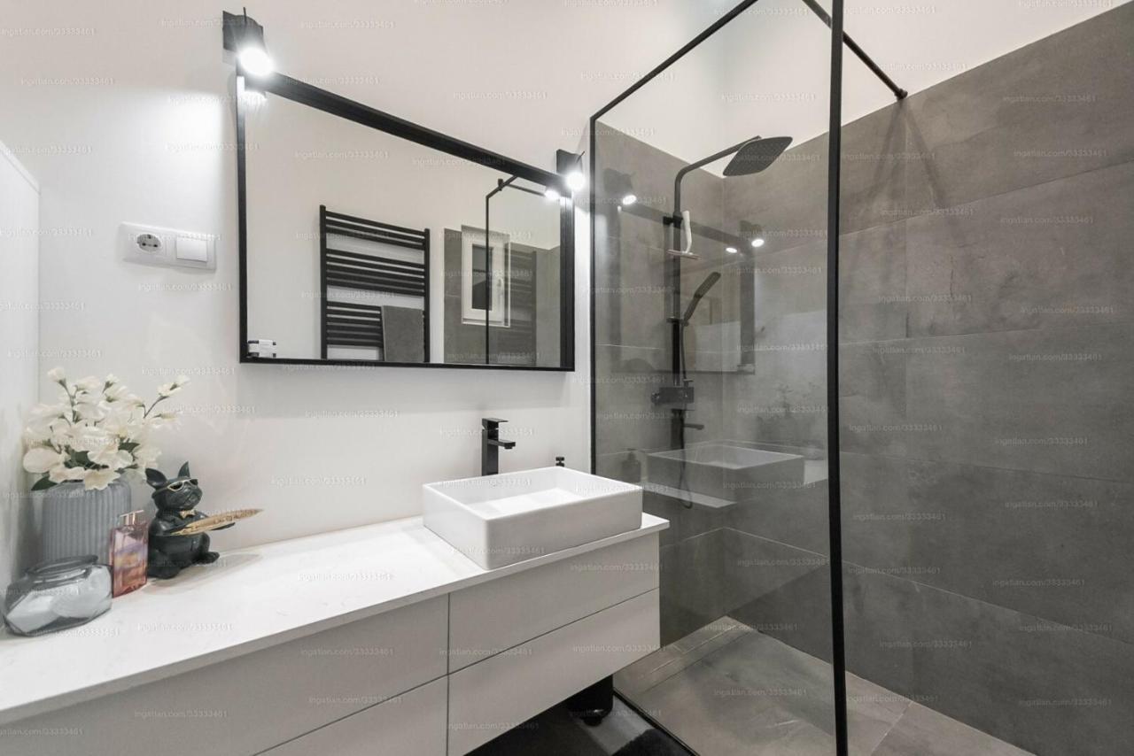 St Francis Of Assisi Superior Apartment Budapest Ngoại thất bức ảnh